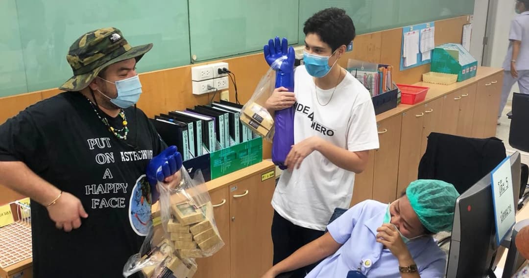 “โอ๊ต-หมอเจี๊ยบ” ตะลุยขับรถส่งคุณหมอและพยาบาล “RIDE4HERO ส่งสุขเคลื่อนที่”