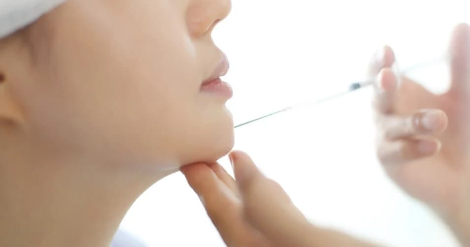 ฉีดโบท็อกซ์-ฟิลเลอร์ได้ ถ้าแข็งแรงและทำตามมาตรการ หลังผ่อนปรนเปิดสถานเสริมความงาม