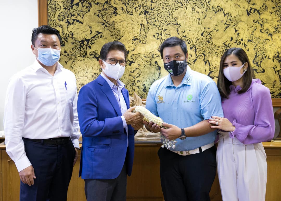 โปรอาร์ม เข้าขอบคุณนายสันติ ช่วยเหลือกลับไทยช่วงโควิด-19