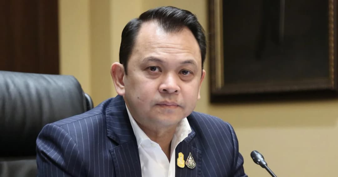 รมว.ศึกษาฯ จวกไร้สาระกำหนดสีหน้ากากให้เข้ากับชุดนักเรียน ยันไม่มีนโยบาย