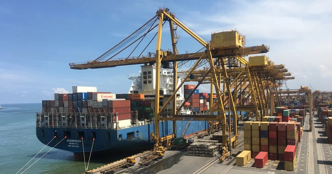 ส่งออกไทยมีสัญญาณฟื้นตัว สนค.เผย 8 เดือนแรกส่งออกหดตัวร้อยละ 7.75