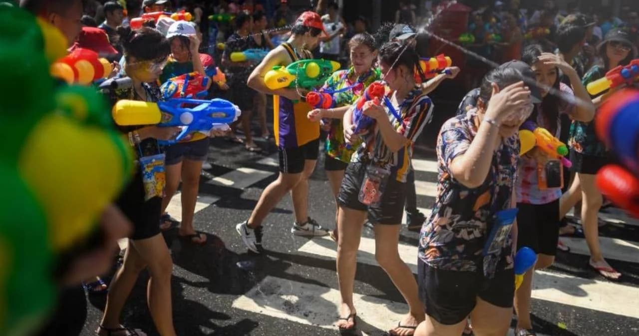 สงกรานต์นี้ไม่งดจัดกิจกรรม ศบค.ใหญ่เตรียมประชุมหารือมาตรการ 18 มี.ค. นี้