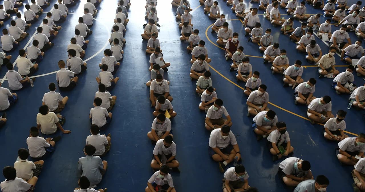 สนามสอบเข้า ม.1 และ ม.4 ทั่วประเทศ แบบวิถีใหม่