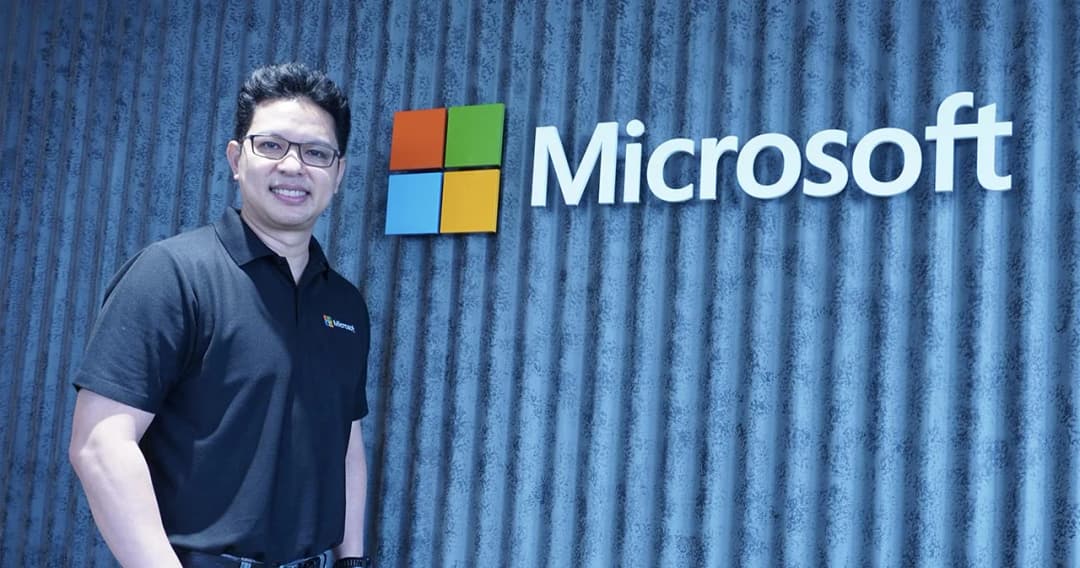 ธนวัฒน์ สุธรรมพันธุ์  ถึงเวลา “หยุดเพื่อปรับทักษะ (Re-skill) ตนเองเพื่อหนทางใหม่ๆ”