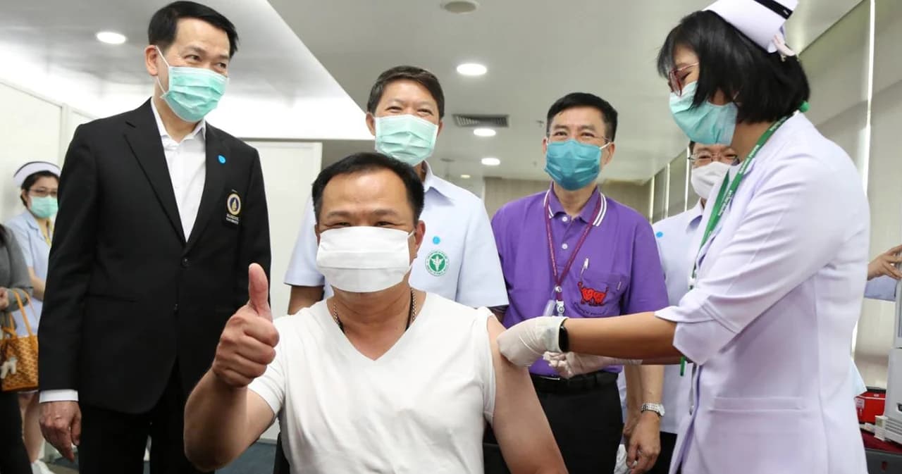 อนุทิน พร้อมเป็นหนูทดลองวัคซีนโควิด-19 คนแรกของไทย