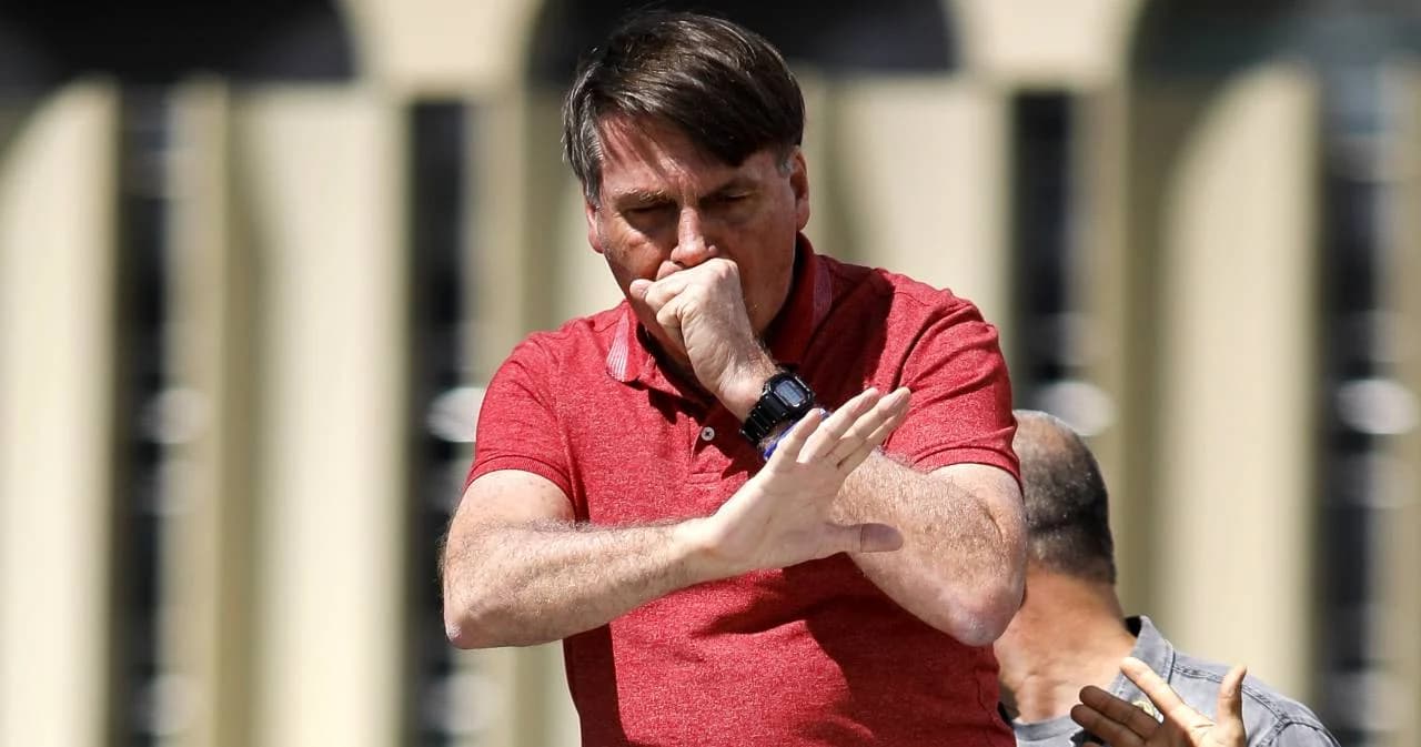 ศาลสั่งประธานาธิบดีโบลโซนาโรของบราซิล ให้ใส่หน้ากากอนามัยเมื่ออยู่ในที่สาธารณะ