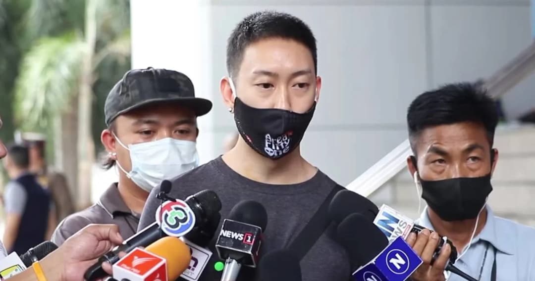 “เบนซ์ เรซซิ่ง” กลับเข้าคุก ศาลถอนประกันชี้ทำตัวไม่เหมาะสม หลังถูกจับคดีฝ่าพ.ร.ก.ฉุกเฉิน