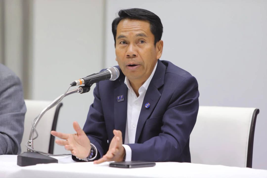 สุทิน เตือนรัฐบาลอย่าคิดอำพรางสถานการณ์โควิด-19 ให้ดูดีเพื่อให้รอดจากการซักฟอก