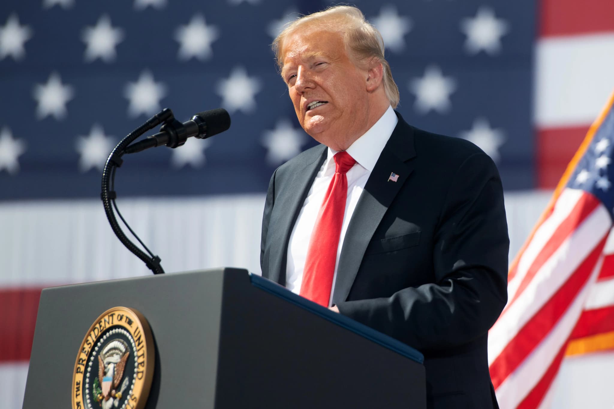 โดนัลด์ ทรัมป์