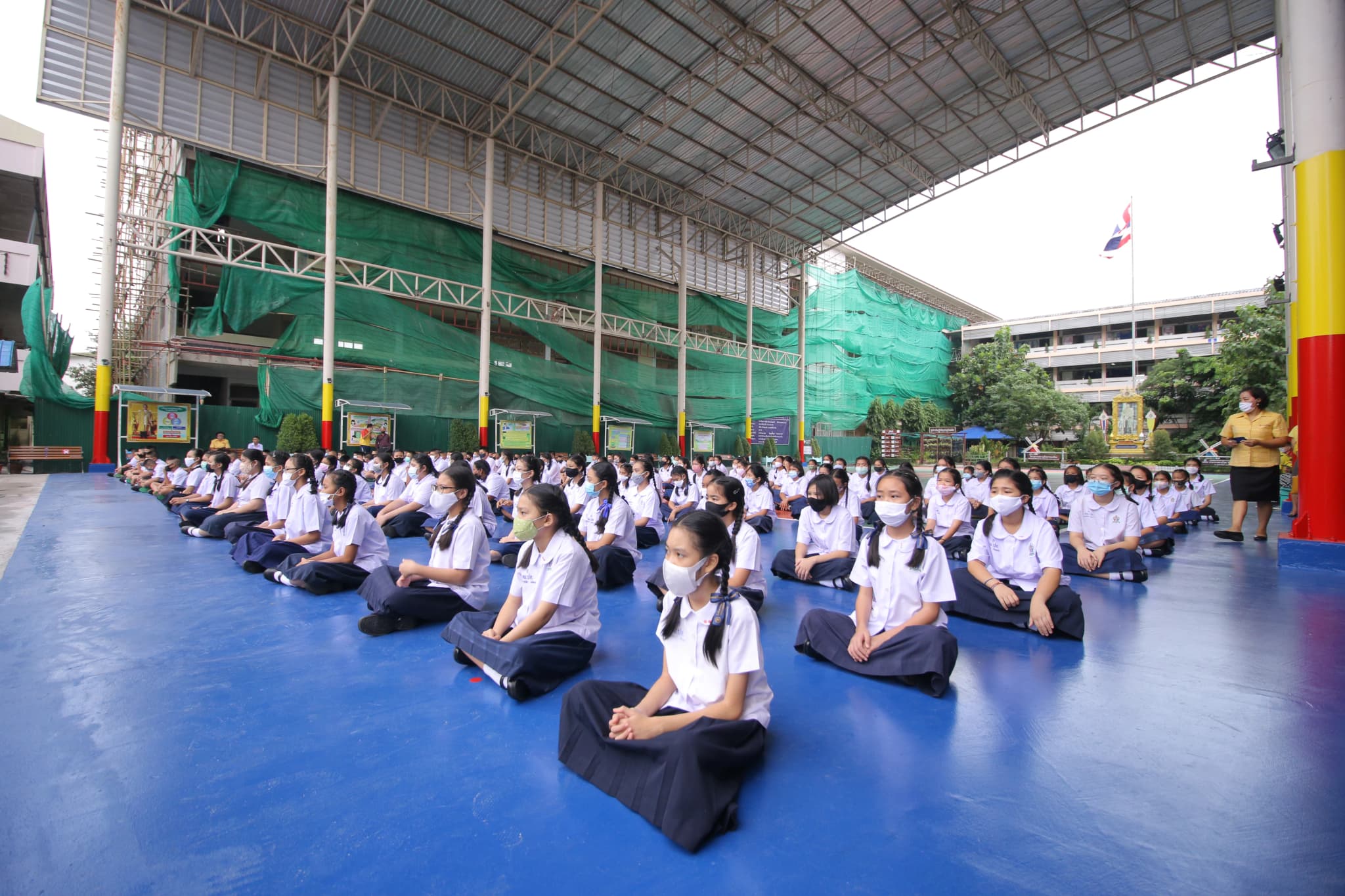 เปิดเรียนออนไซต์เต็มรูปแบบ 17 พ.ค. นร. ติดเชื้อไม่มีอาการ-เสี่ยงสูงวัคซีนครบเข้าเรียนได้