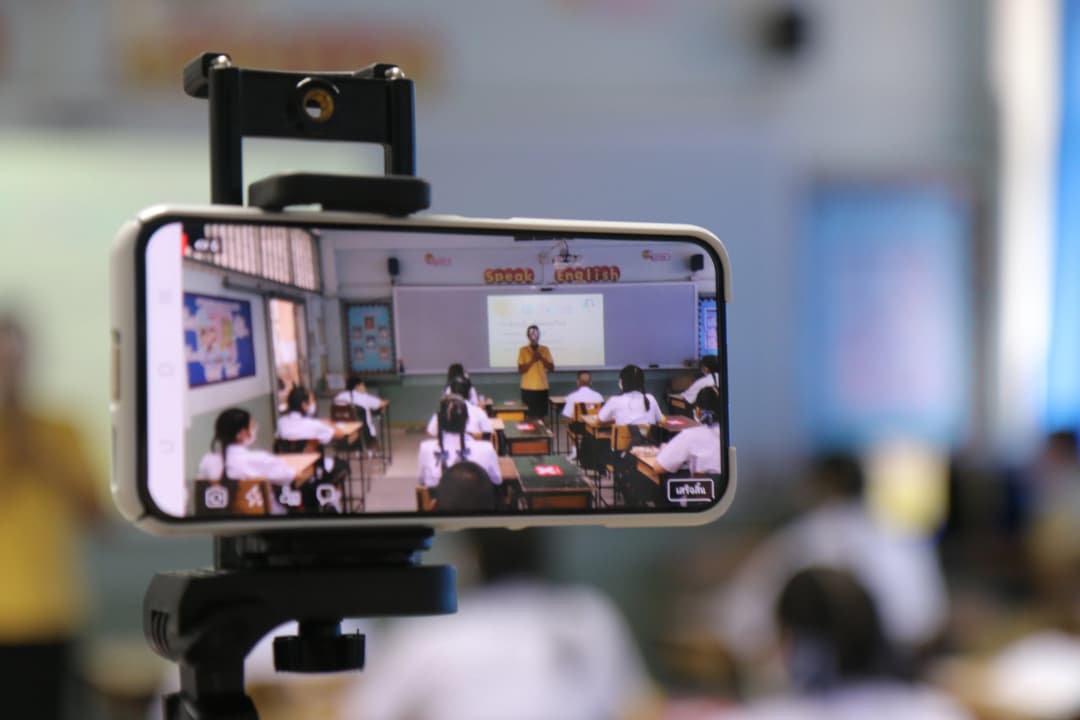 เด็กไทยทุกคนต้องได้เรียนหนังสือ รัฐบาลสนับสนุนทุนเสมอภาค ปี63 ตามที่ กสศ.เสนอช่วยนักเรียนด้อยโอกาสแล้ว 1.07 ล้านคน