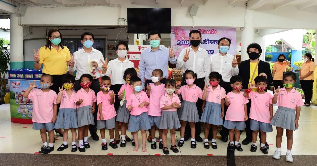 มูลนิธิเจริญโภคภัณฑ์ฯ มอบโรงเรือนเลี้ยงไก่ไข่ 2 โรงเรือนให้แก่มูลนิธิดวงประทีป ส่งเสริมโภชนาการให้เด็กในพื้นที่ห่างไกล