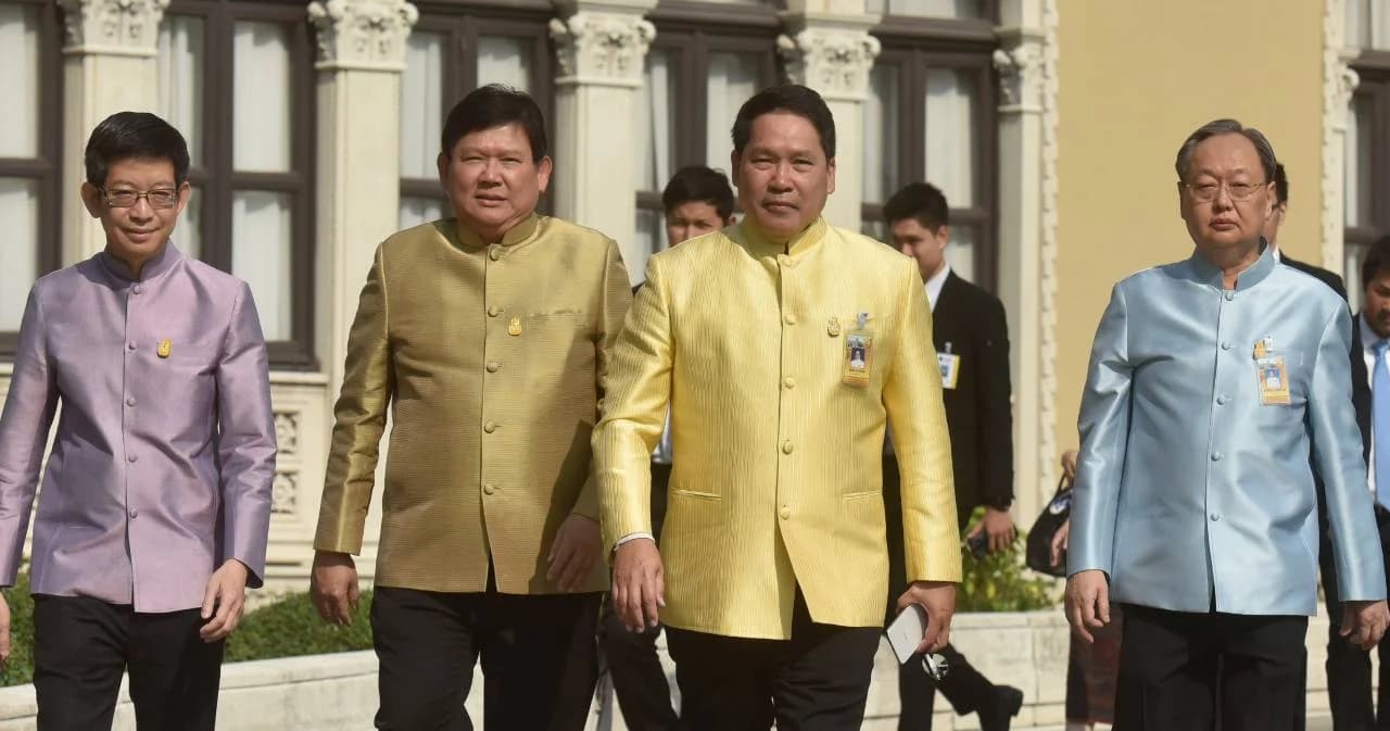 4 กุมารนัดแถลงด่วน! เตรียมเผยท่าทีทางการเมือง ลือสนั่น ‘ลาออก’ จากพลังประชารัฐ