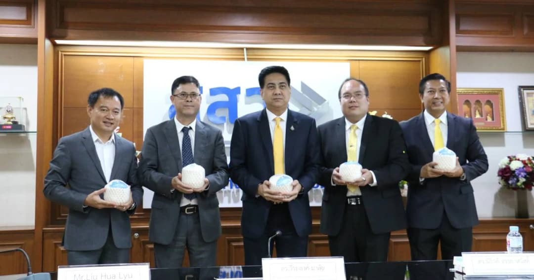 ผู้ส่งออกมะพร้าวน้ำหอมไทยติด QR Code รับรองมาตรฐานก่อนส่งออกจีน