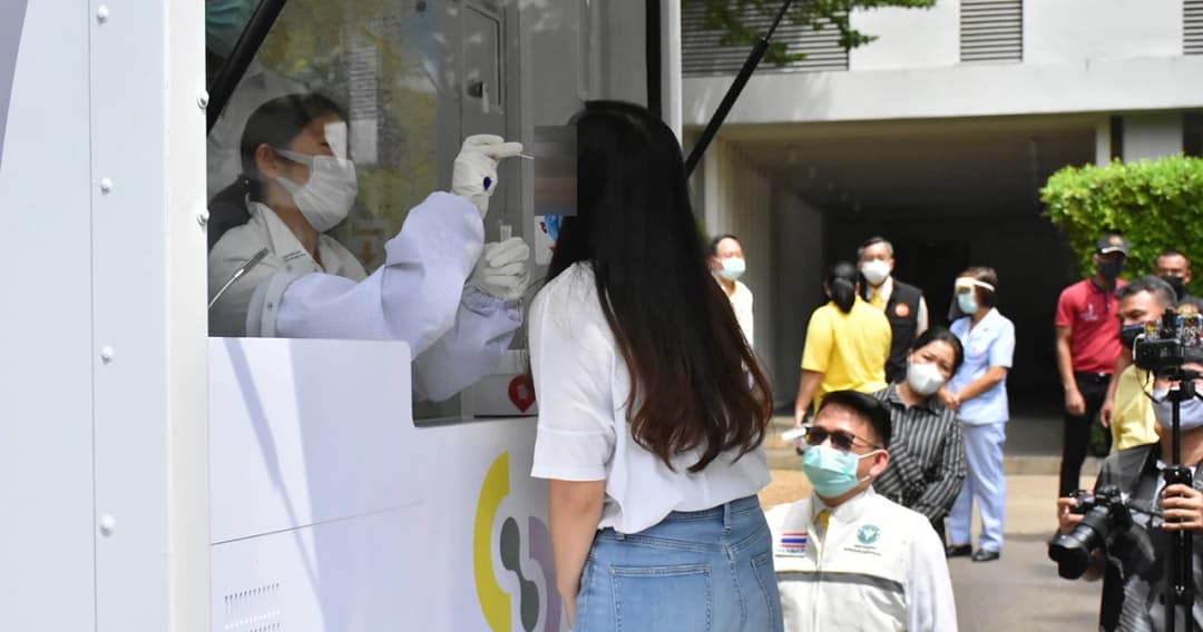 กรมควบคุมโรค เผยผลตรวจผู้อยู่ร่วมคอนโดลูกทูตไม่พบการติดเชื้อโควิด-19