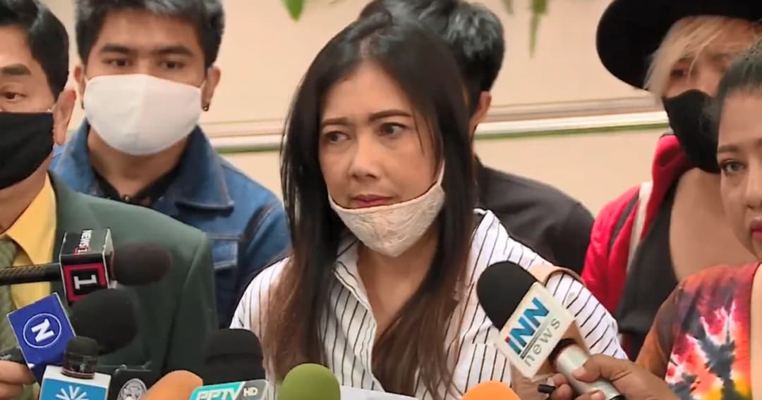 คนระยองบุกทำเนียบฯ จี้นายกฯ ลาออก จ่อฟ้องเรียกค่าเสียหายกรณีทหารอียิปต์