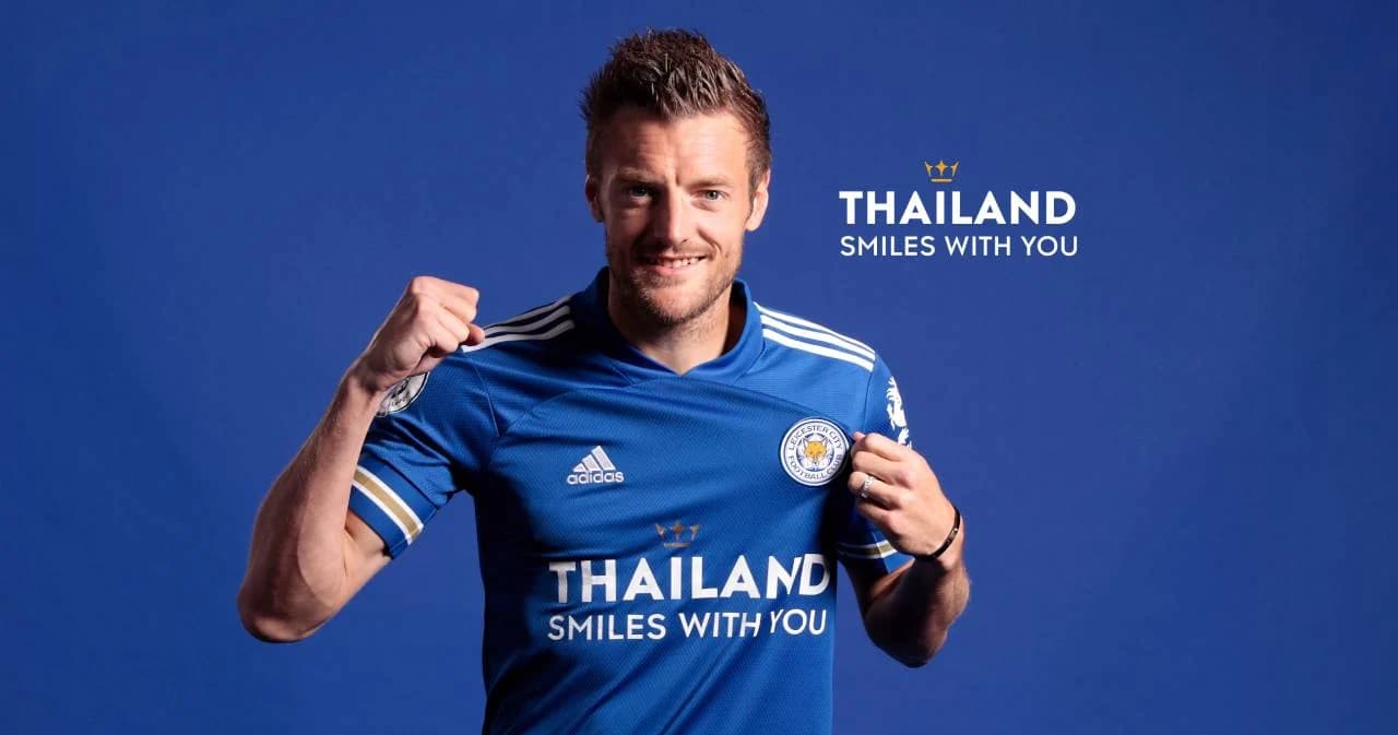 เลสเตอร์ใช้หน้าอกเสื้อใหม่ THAILAND SMILES WITH YOU เชื่อมโยงเที่ยวไทย ประเดิมนัดเจอแมนฯ ยูฯ