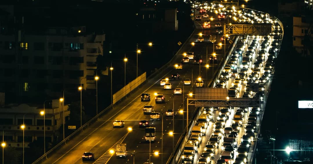 หยุดต่อเนื่องวันแรกมีรถยนต์เข้า-ออก กทม. 2.98 ล้านคัน ไม่มีผู้โดยสารตกค้า