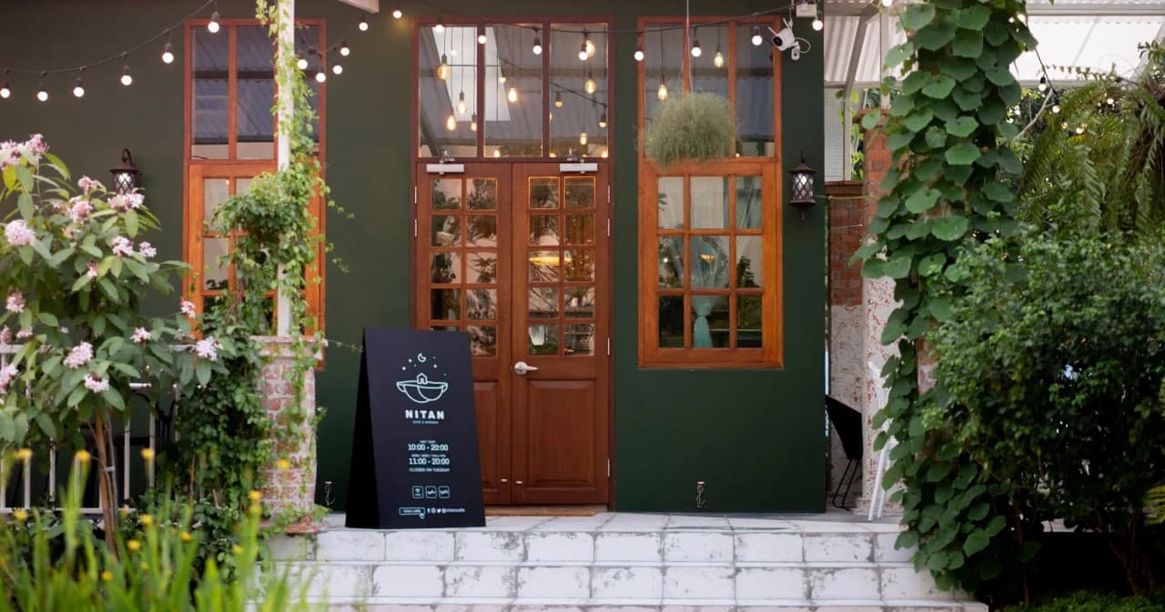 ไปคาเฟ่เอาแต่ถ่ายรูปแต่ไม่เสียเงินสั่งของ ความพอดีอยู่ตรงไหน?