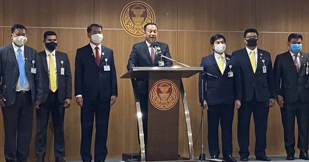 กมธ.ตำรวจ เผยพนง.สอบสวนคดีบอส แจงเหตุไม่แจ้งข้อหายาเสพติดเพราะสารโคเคนเกิดจากยารักษาทำฟัน