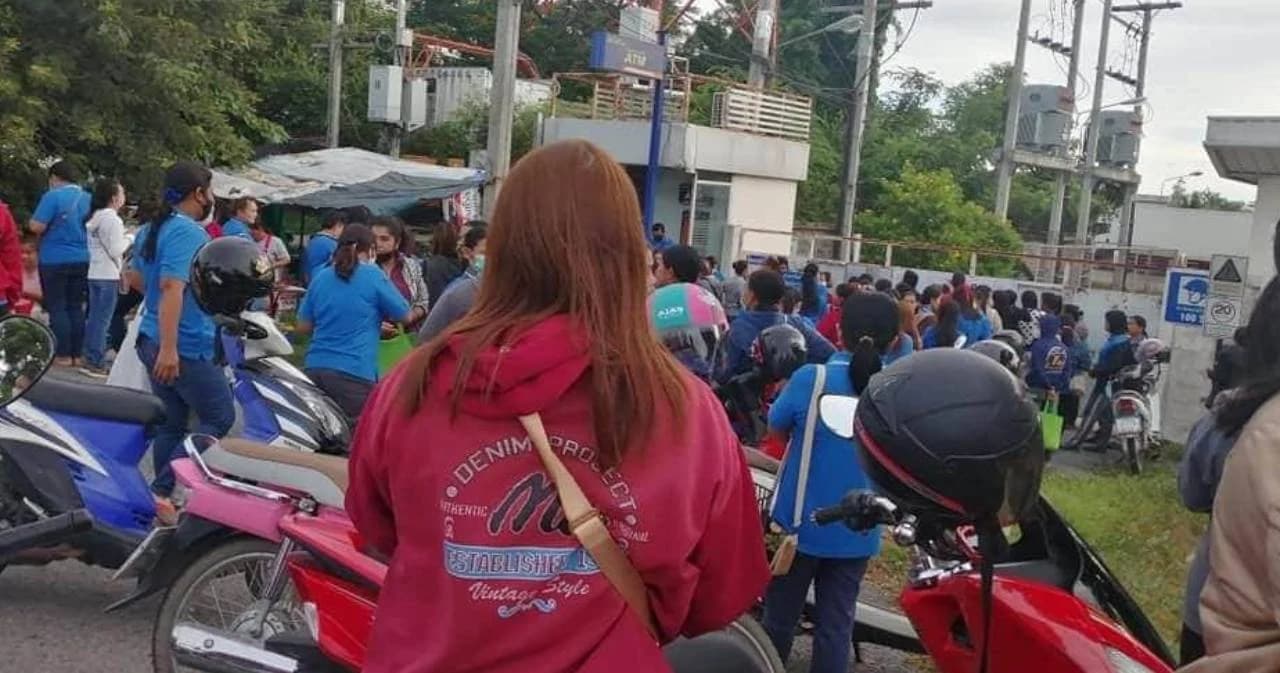 บอดี้แฟชั่น นครสวรรค์เลิกจ้าง 800 คน ติดประกาศไม่ชดเชยระบุมีความผิดม็อบขังผู้บริหาร