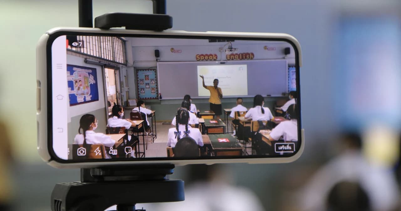 สพฐ. แจ้ง 4,532 โรงเรียนทั่วประเทศ ยังไม่ให้เปิดเรียนเต็มรูปแบบ100% ต้องรอศบค.เคาะก่อน