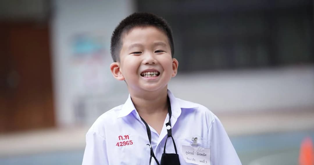 ทำความรู้จัก น้องลาวา เด็กชายวัย 6 ขวบ กับทักษะพูดกล่อมเพื่อนฉีดวัคซีน