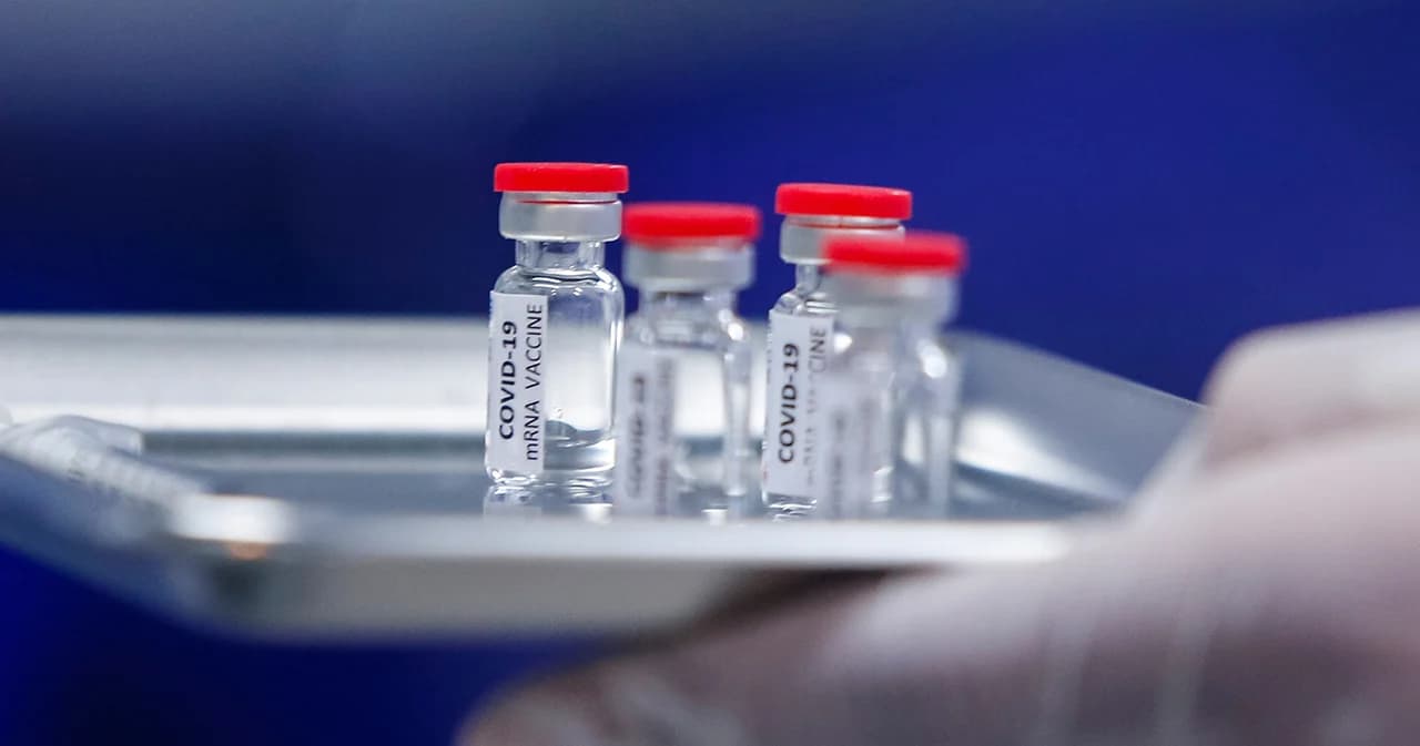 อย.แจงการขึ้นทะเบียนวัคซีนโควิด ไม่ล่าช้า