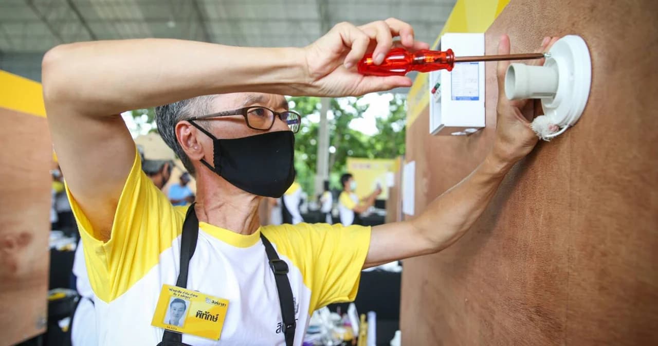 สิงห์อาสาจับมือสถาบันอาชีวศึกษาฯ อบรม “ช่างไฟฟ้าบ้าน” สร้างอาชีพฝ่าวิกฤตโควิด-19