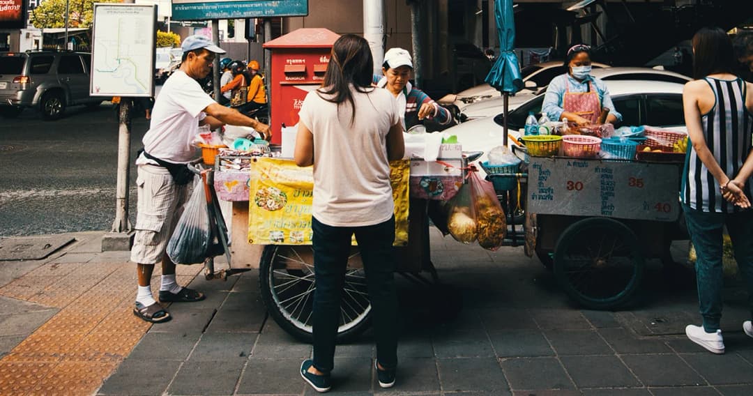 ไตรศุลีแจงรัฐบาลให้ 3,000 บาท ประชาชน ไม่เอื้อทุนใหญ่ ให้ผู้ค้ารายเล็กได้ประโยชน์