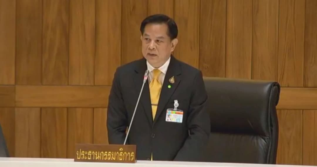 กมธ.ศึกษาแก้รธน. ชงสภาตั้ง ส.ส.ร. ยกร่างใหม่ แนะกลับไปใช้บัตรเลือกตั้ง 2 ใบ