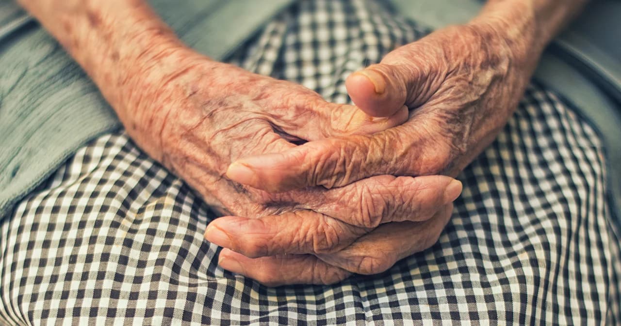 อ.ปริญญาชี้ ‘เบี้ยคนชรา’ จ่ายซ้ำซ้อนไม่ต้องคืน พร้อมยก 4 ข้อกฎหมายอธิบายย้ำผิดที่หน่วยงานของรัฐด้วยกันเอง