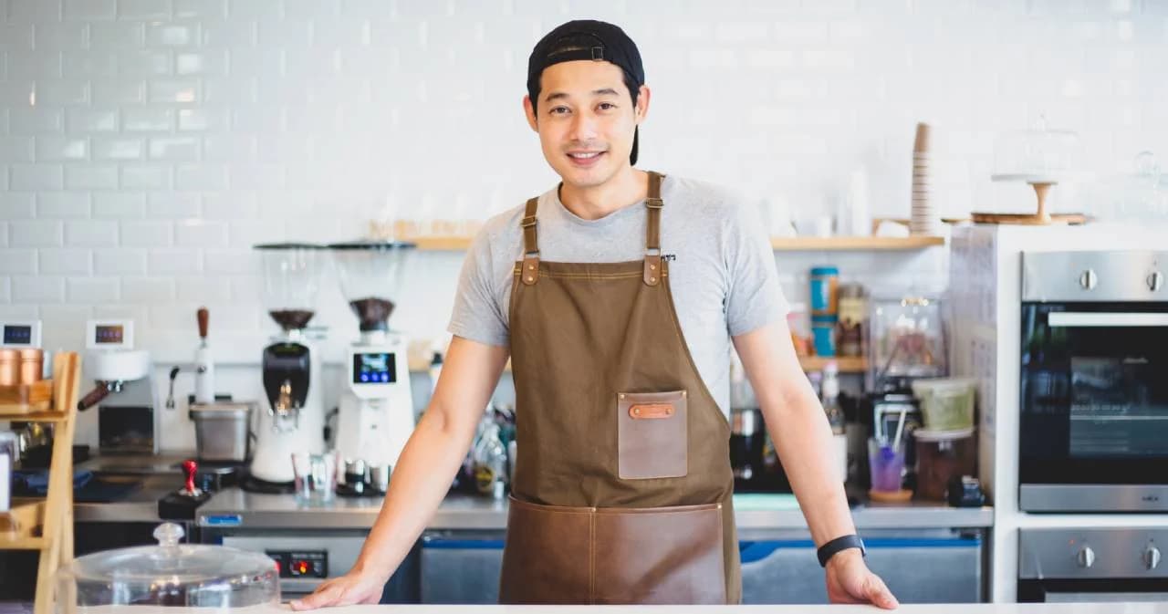 เพชร กรุณพล “เห็นต่างได้ ไม่จำเป็นต้องกึ่งกลาง แต่อย่าผลักคนที่เชื่อต่างจากคุณให้ตกเหว”