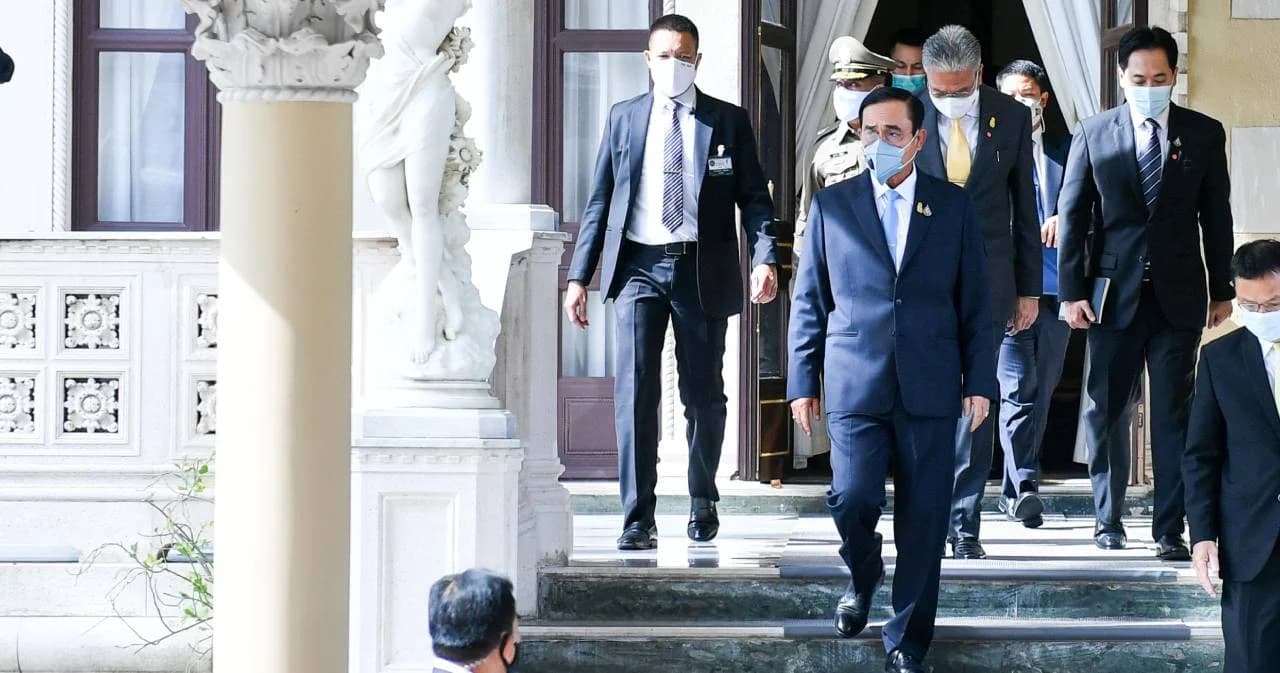 นายกฯ เผยรู้แล้วผู้ชุมนุมจะเคลื่อนไปไหน เตือนไม่สมควรอย่าทำ ตนจะอดทนอย่างยิ่งยวด