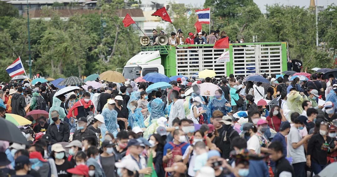 บช.น.ออกคำสั่งห้ามชุมนุมในรัศมี 50 ม. ศาลฎีกาและทำเนียบรัฐบาลพร้อมปิดการจราจร 5 จุด