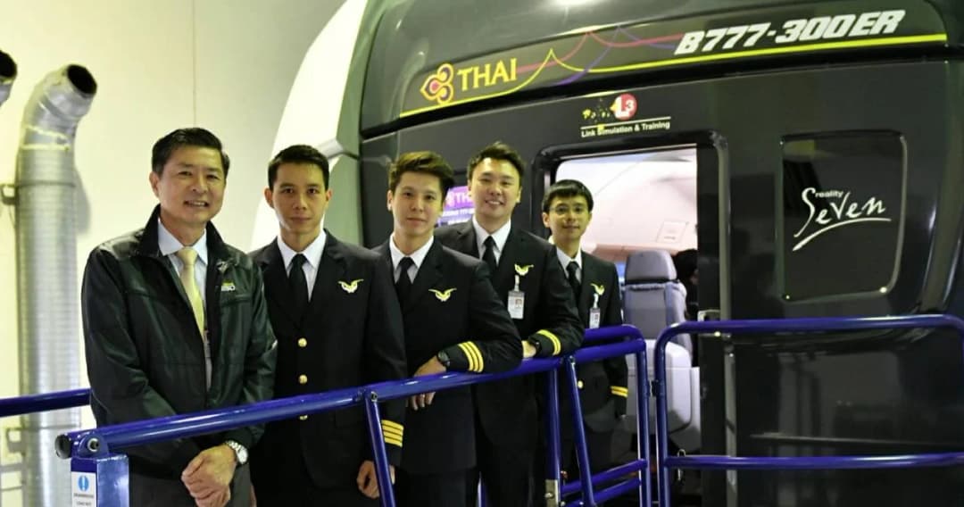 เปิดราคา 3 แพ็คเกจขับเครื่องบินในห้องซีมูเลเตอร์ของการบินไทย