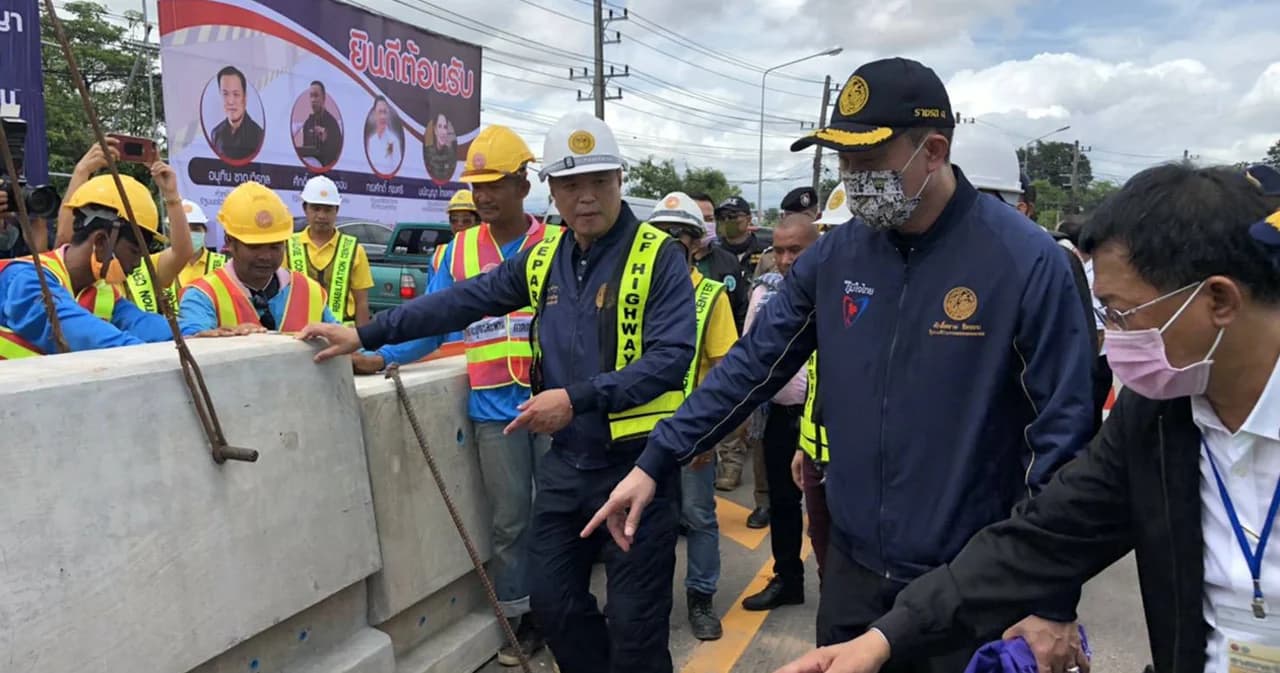 คมนาคม ลุย ‘ยางพาราเพื่อความปลอดภัยทางถนน’ ชูบึงกาฬเมืองหลวงปลูกยางภาคอีสาน