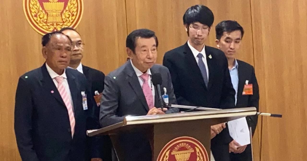 อดีต ส.ส.เพื่อไทยฟ้องกกต.70 ล้าน หลังชนะคดีให้ใบส้มใส่ซองทำบุญ จี้เรียกคืนสิทธิ ส.ส. จาก ‘ศรีนวล’