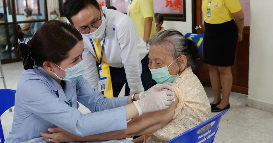 สธ.ไฟเขียวผู้ถือ บัตรทอง สามารถเข้ารับการรักษาได้ทุกโรงพยาบาลในเขต กทม.และปริมณฑล