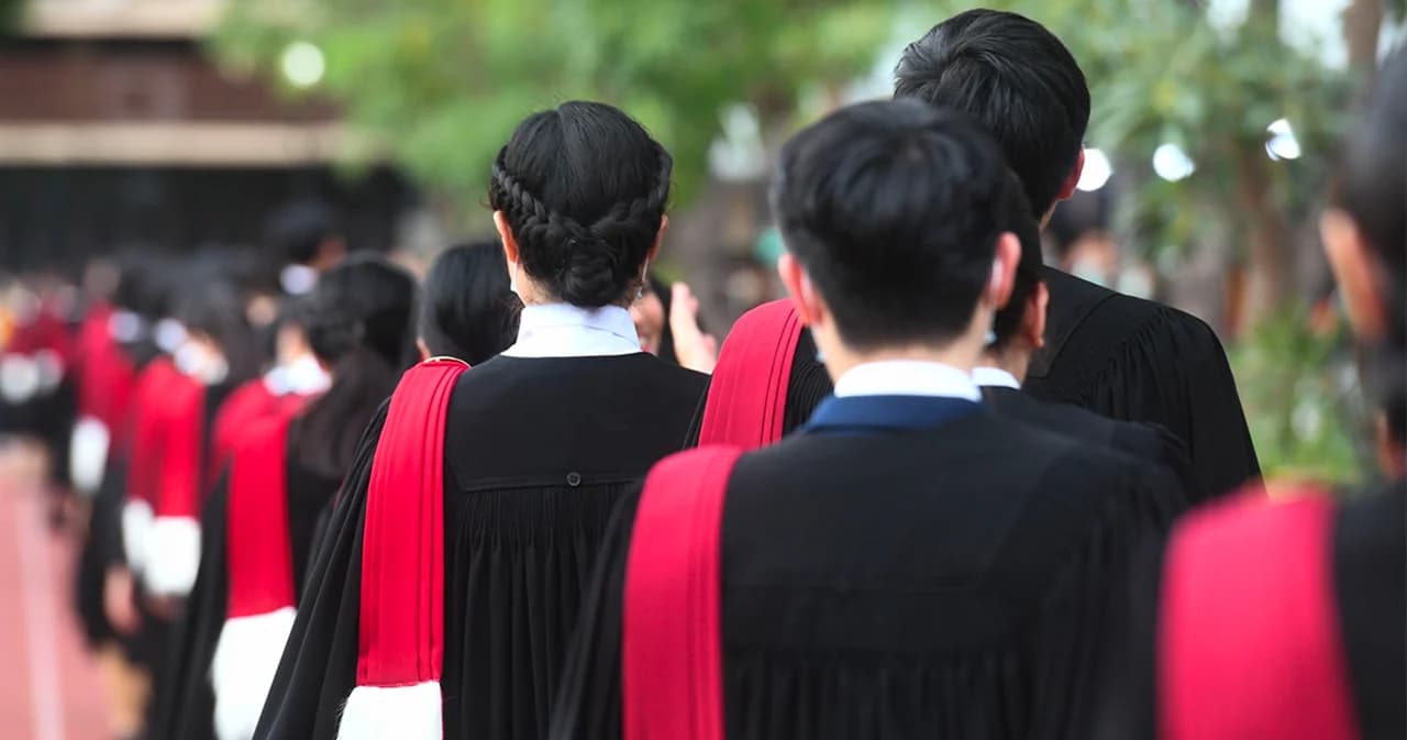 รับปริญญา มธ. ตรวจเข้ม ผู้เคยเคลื่อนไหวการเมืองต้องให้บัณฑิตออกมายืนยันถึงเข้าได้