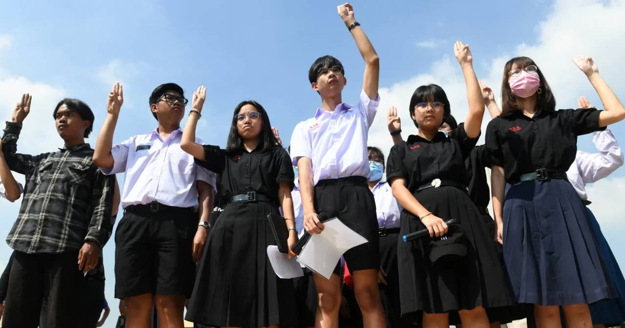 ‘นักเรียนเลว’ นัดชุมนุมใหญ่ 21 พ.ย. ยกระดับข้อเรียกร้องถึงนายกฯ หลังจี้ ‘ณัฏฐพล’ ลาออกไม่เป็นผล