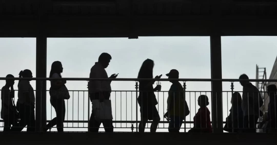 สภาพัฒน์ เผยไตรมาส 3 อัตราว่างงานยังสูง 7.4 แสนคน หนี้ครัวเรือนมีมูลค่า 13.59 ล้านล้านบาท