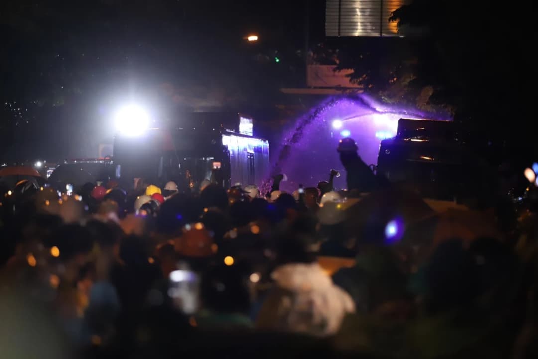 นพ.ทศพร-คริส โปตระนันท์ เตรียมพาคนเจ็บจากสารเคมีในน้ำดำเนินการทางกฎหมาย-เข้าสภา