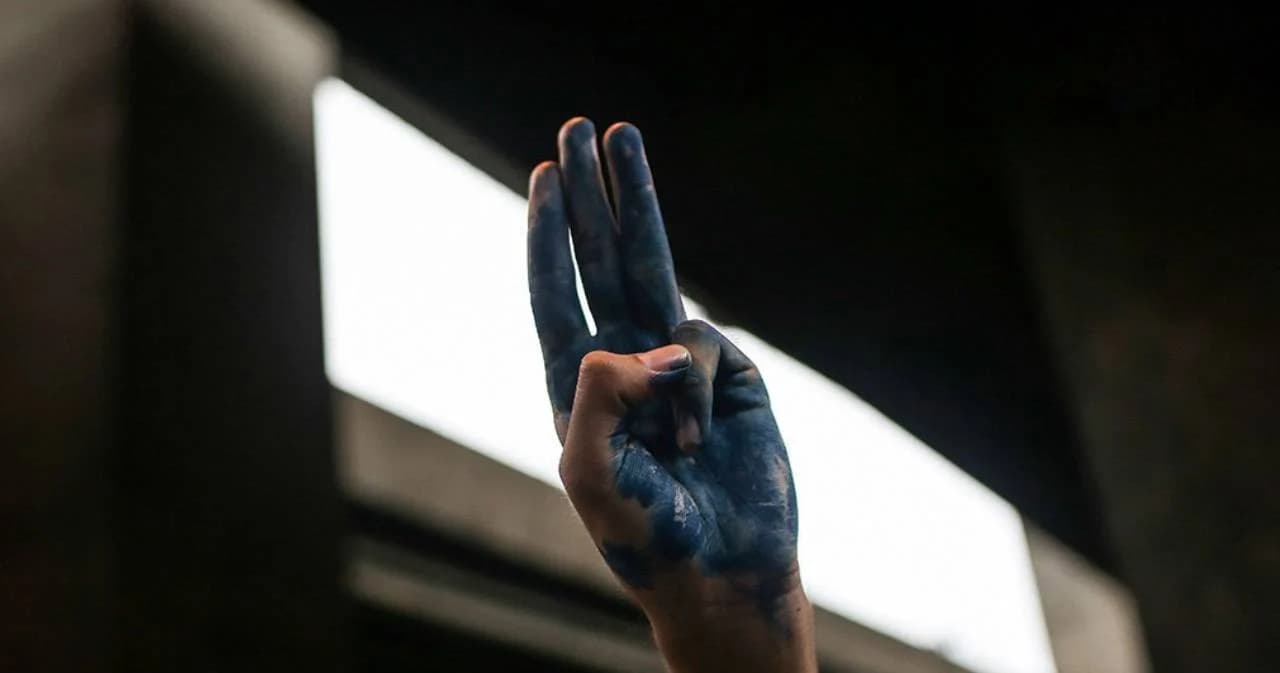 จับตาการชุมนุมใหญ่ถนนอักษะ เตรียมปักหลักข้ามวัน กลุ่มแดงก้าวหน้าร่วมด้วย