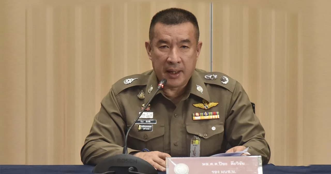 ตร.ย้ำจำเป็นต้องกั้นรั้วลวดหนาม-ตู้คอนเทนเนอร์ ตามยุทธวิธี