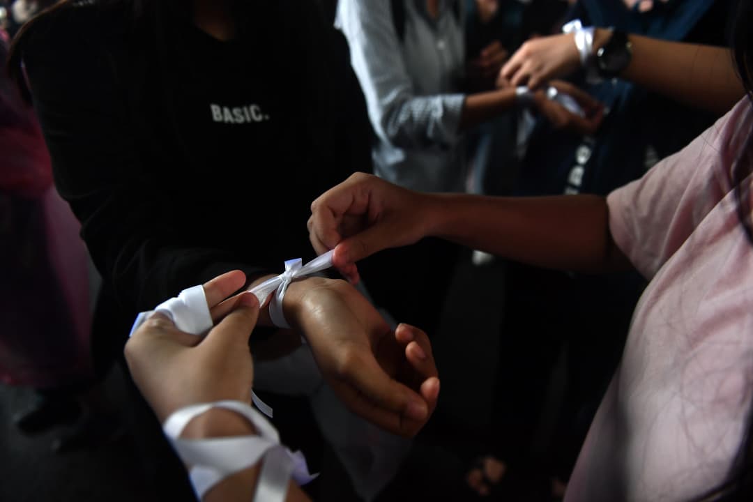 นักเรียนเลว โบว์ขาว ชุมนุม AFP1163