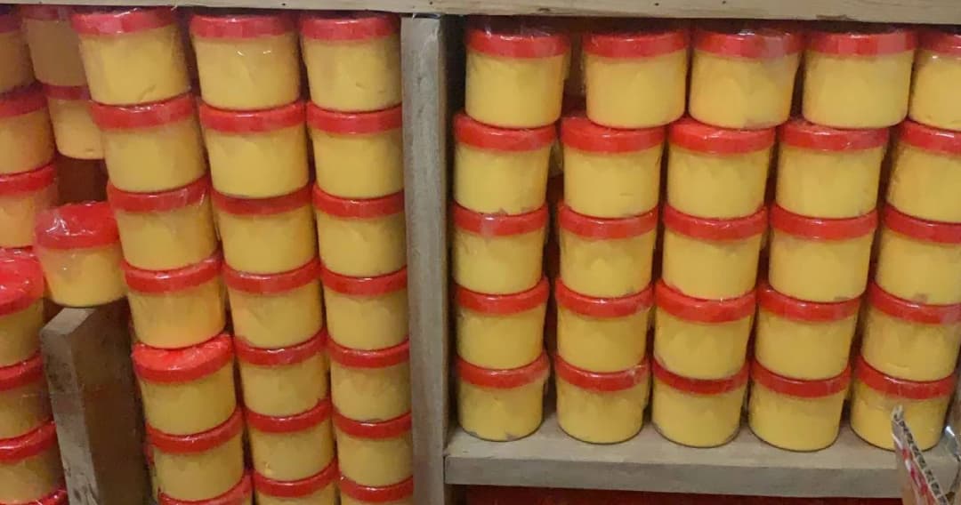 ทลายแหล่งผลิตครีมเถื่อนรายใหญ่ 4 จังหวัด พบนำครีมมาผสมเองและมีสารต้องห้ามปนเปื้อน