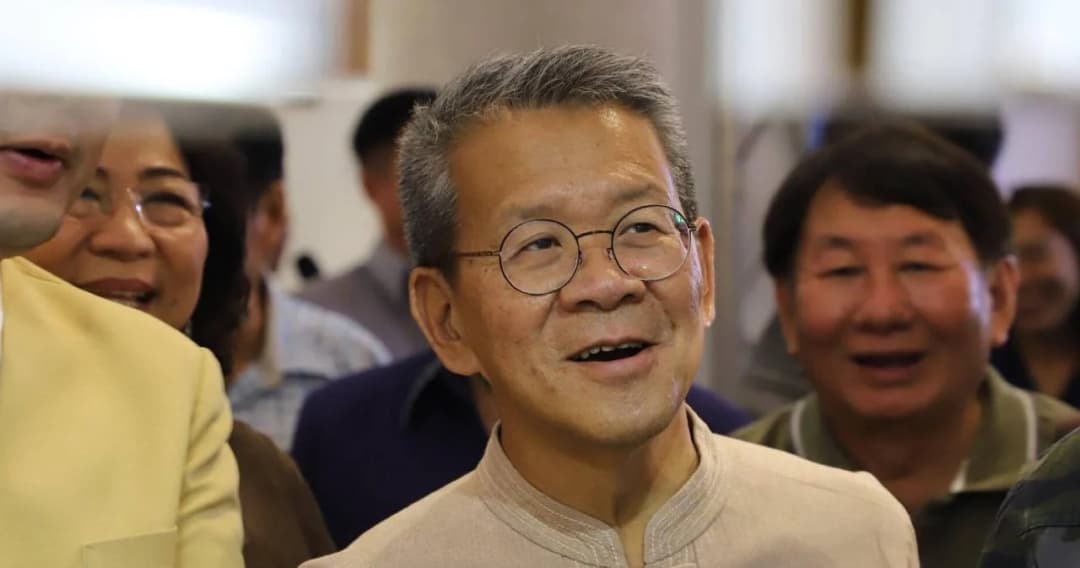 แพทย์เผยอาการผู้ว่าฯ สมุทรสาคร มีสัญญาณที่ดีขึ้น ปอดฟื้นตัว 90 %