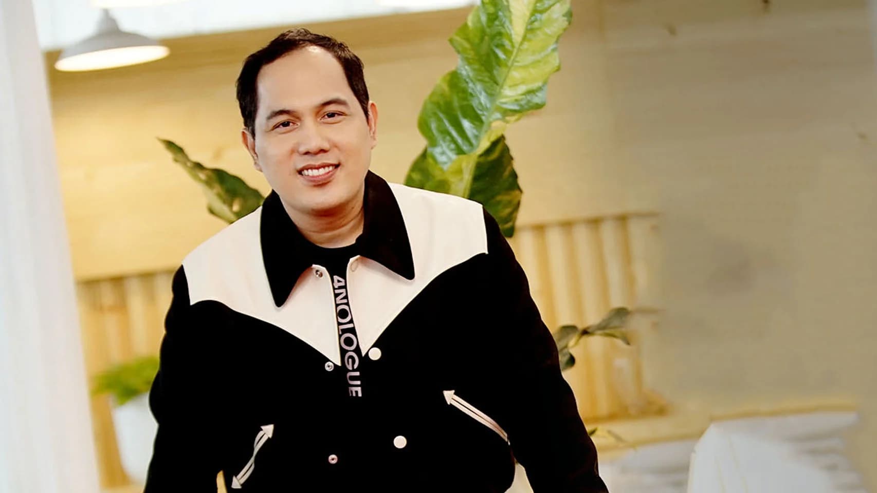 สัมภาษณ์ “อนุวัติ วิเชียรณรัตน์” กับการพัฒนาและผลักดันศิลปิน T-POP ไปสู่ระดับสากล