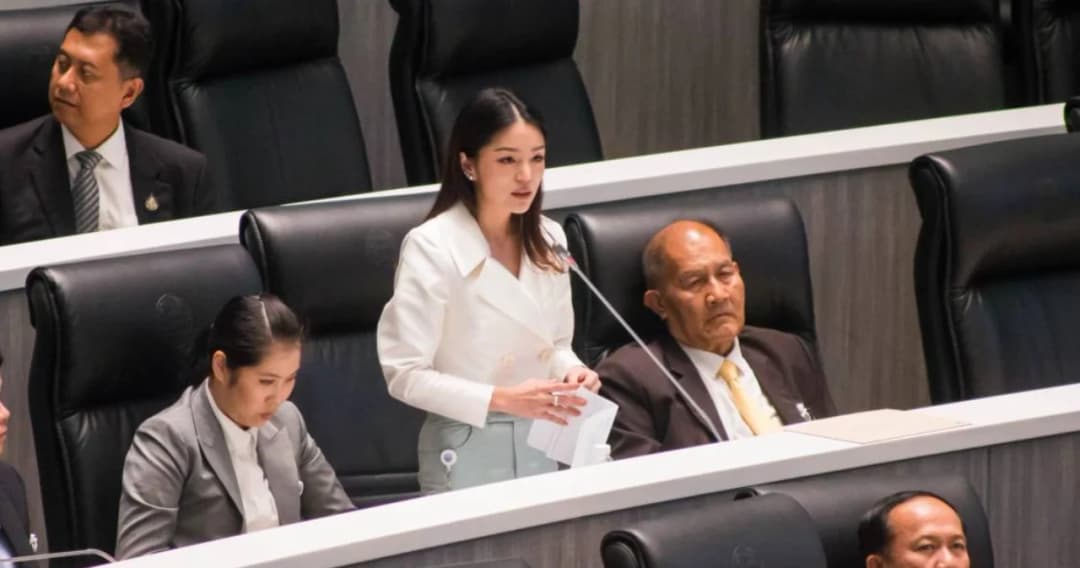 ‘มาดามเดียร์’ โพสต์แจงเหตุ นำส.ส.กลุ่มดาวฤกษ์งดออกเสียง ‘ศักดิ์สยาม’